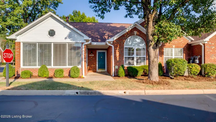 8228 St Andrews Village Dr, Louisville, KY 40241 - #3