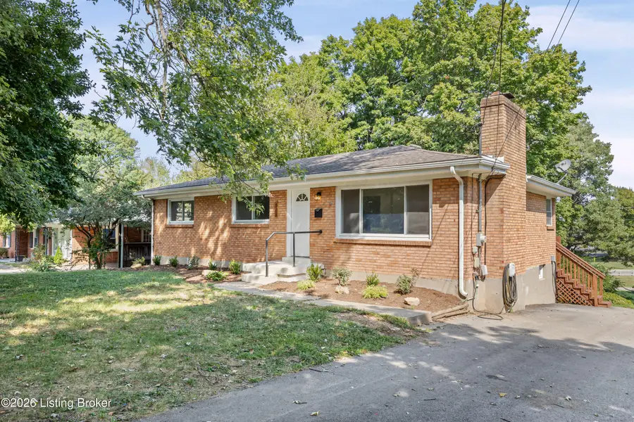 5913 Colebrooke Ln, Louisville, KY 40219 - #3