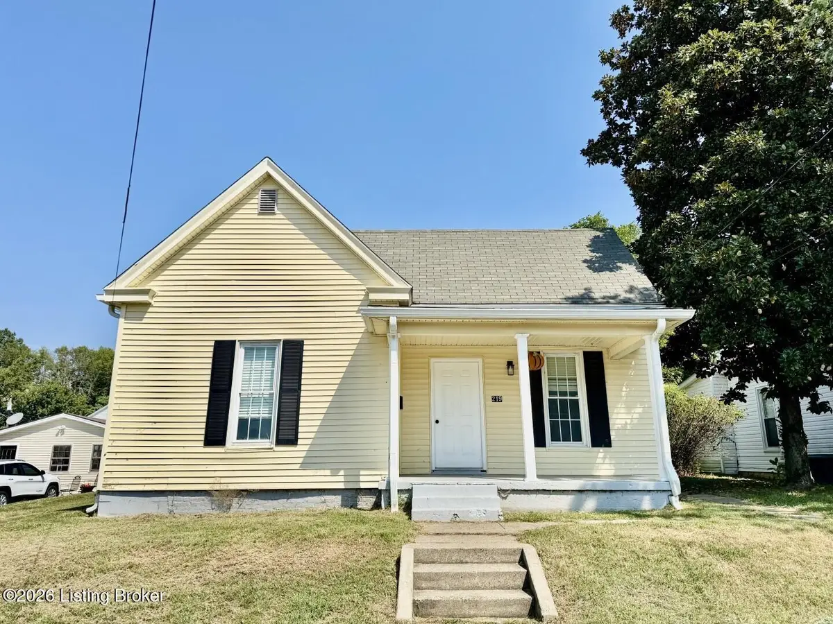219 E Virginia Ave, Springfield, KY 40069 - #1