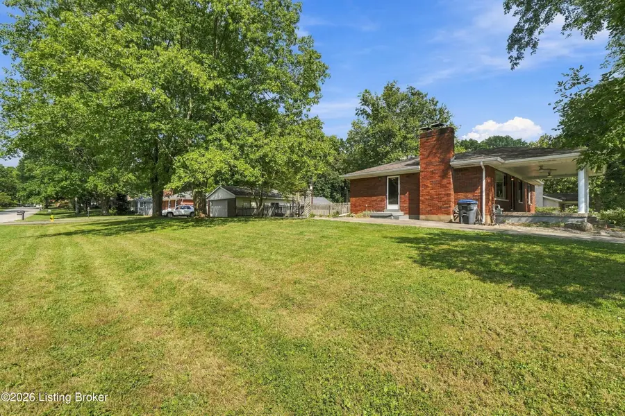 10001 Vega Ln, Louisville, KY 40272 - #3