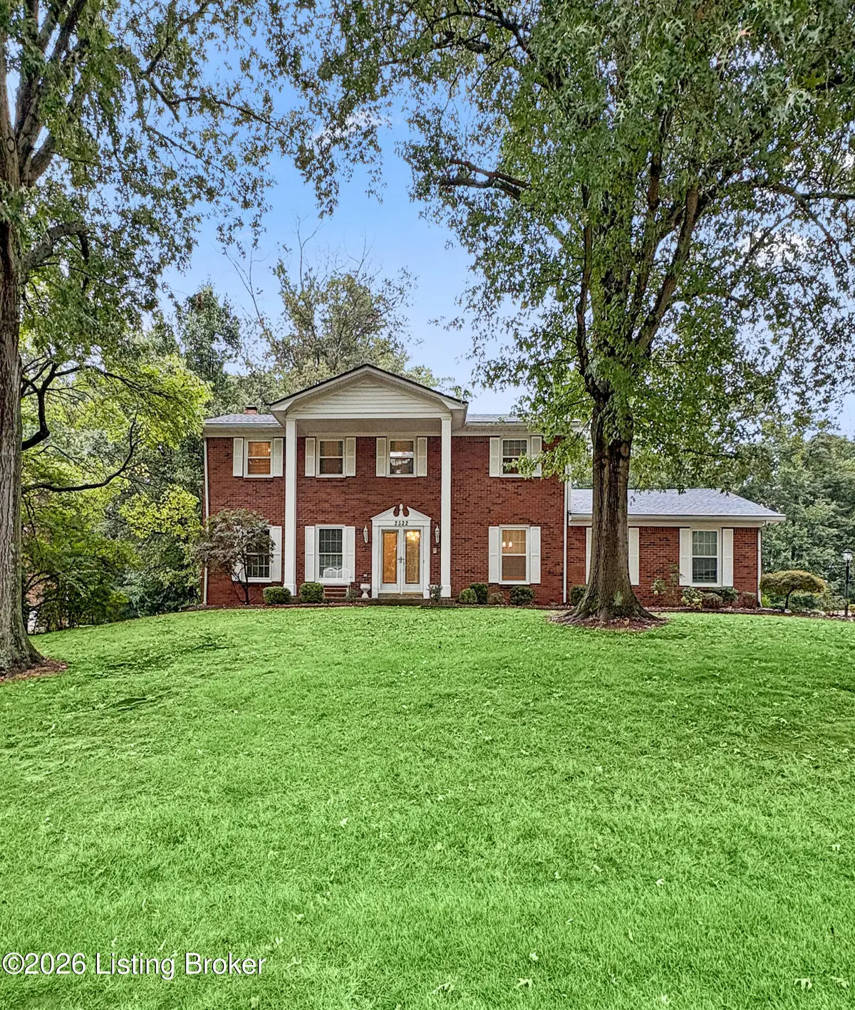 2522 Windsor Forest Dr, Louisville, KY 40272 - #1