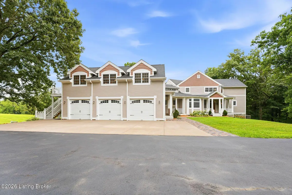 1500 Bluegrass Pkwy, La Grange, KY 40031 - #1