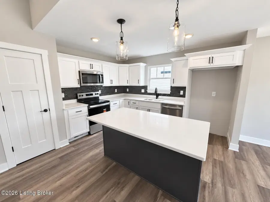 2767 Abby Wds Dr, Jeffersonville, IN 47130 - #2
