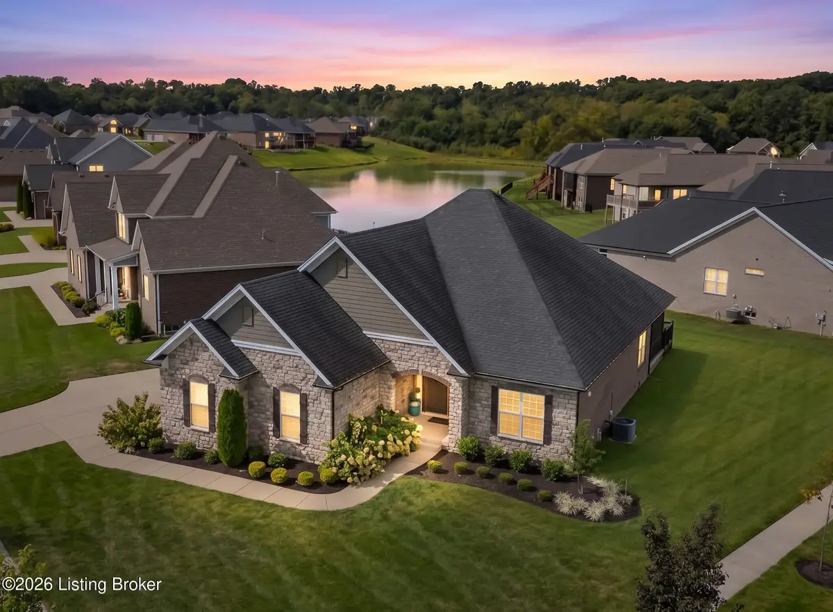 2014 Scenic Lakes Dr, Louisville, KY 40245 - #1