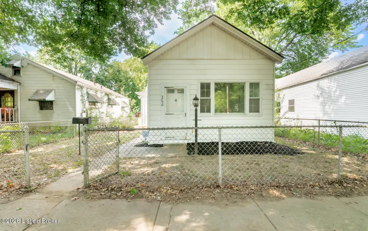 3750 Craig Ave, Louisville, KY 40215 - #1