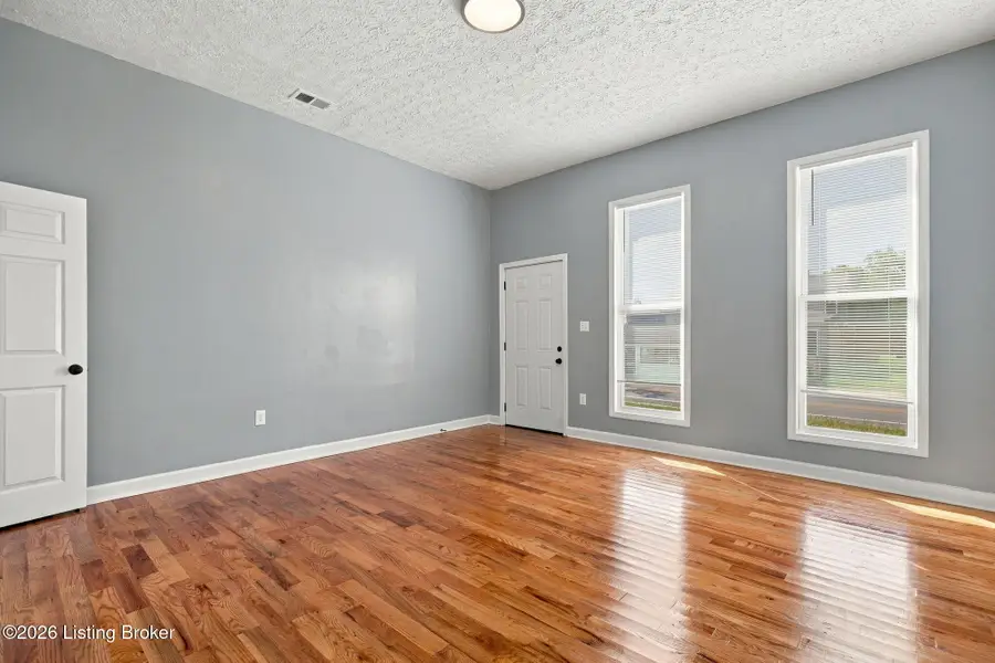 2331 W Market St, Louisville, KY 40212 - #3
