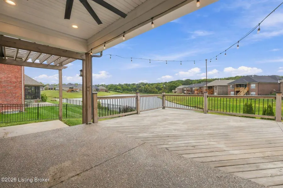 2008 Scenic Lakes Dr, Louisville, KY 40245 - #3