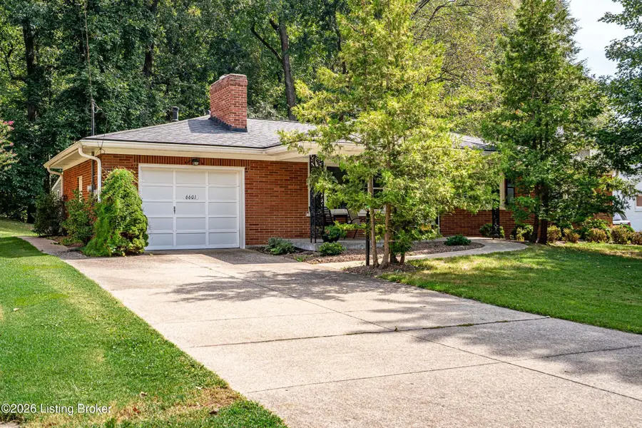 6601 Norway Dr, Louisville, KY 40214 - #2