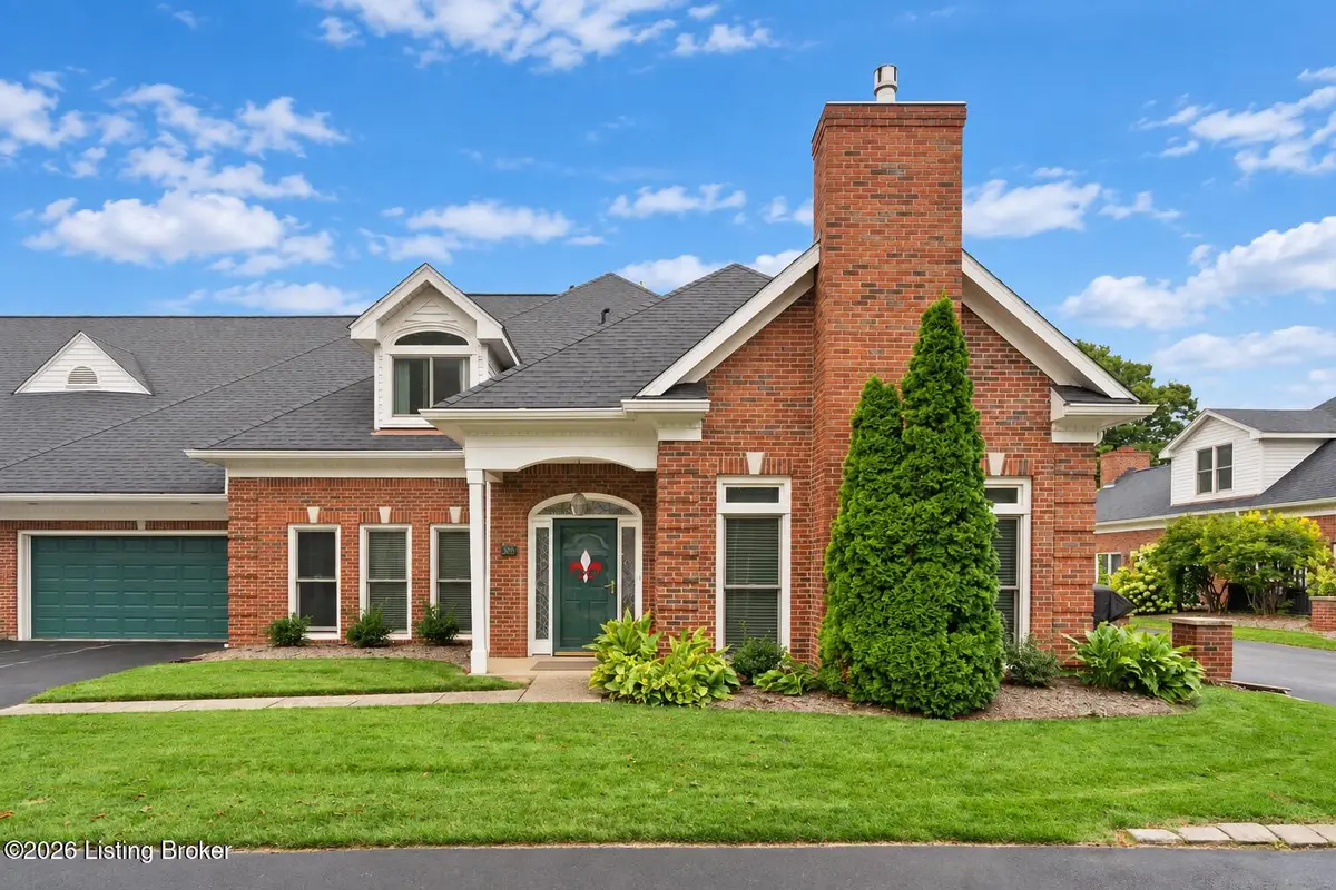 305 Westgate Terrace Ct, Louisville, KY 40207 - #1