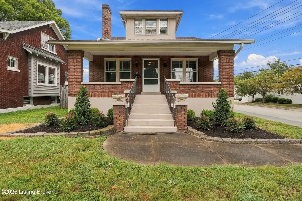 945 Eastern Pkwy, Louisville, KY 40217 - #1