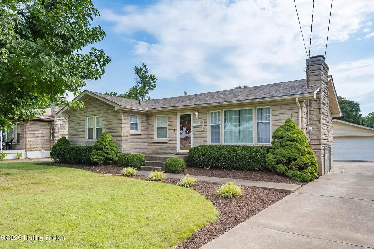 7913 Canna Dr, Louisville, KY 40258 - #1