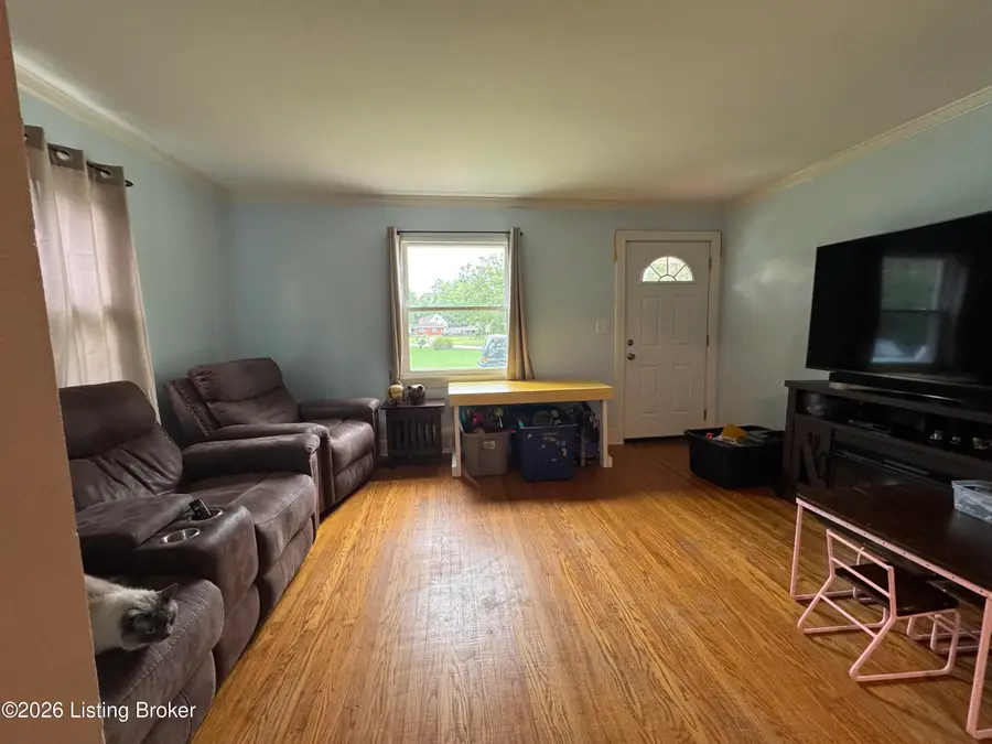 4202 Candor Ave, Louisville, KY 40216 - #3