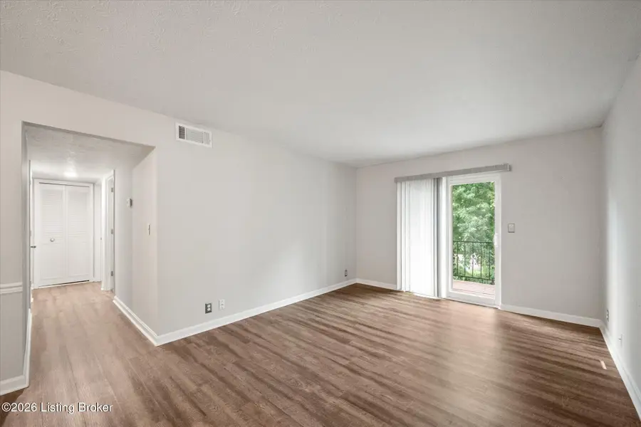 2214 Sherwood Ave #8, Louisville, KY 40205 - #3