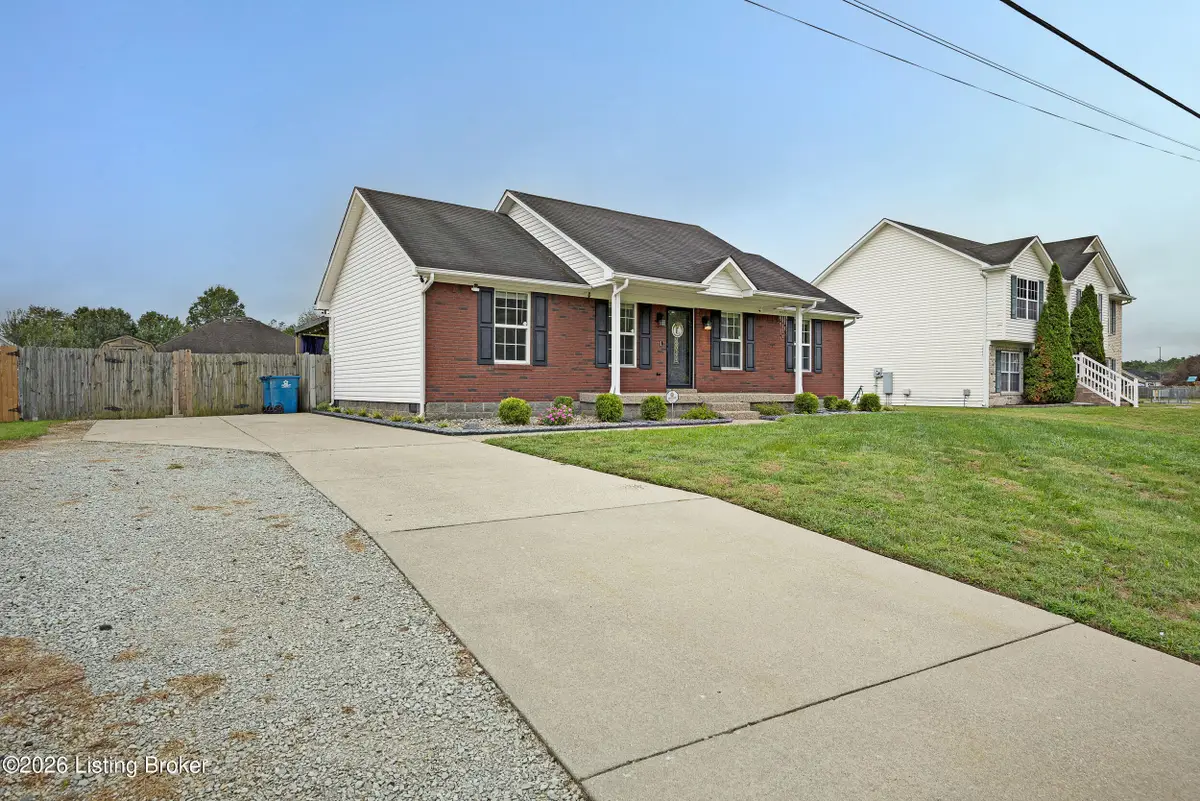 448 Hensley Rd, Shepherdsville, KY 40165 - #1