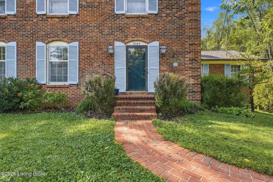 2324 Thornhill Rd, Louisville, KY 40222 - #2