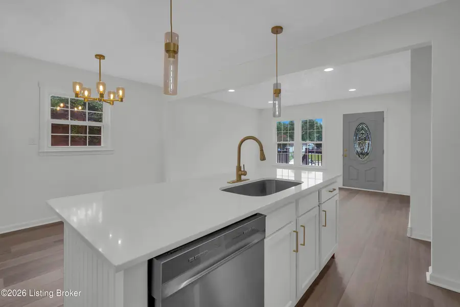 6200 Cooper Chapel Rd, Louisville, KY 40229 - #2