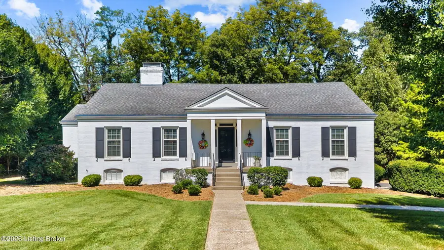 5805 Brittany Woods Cir, Louisville, KY 40222 - #2