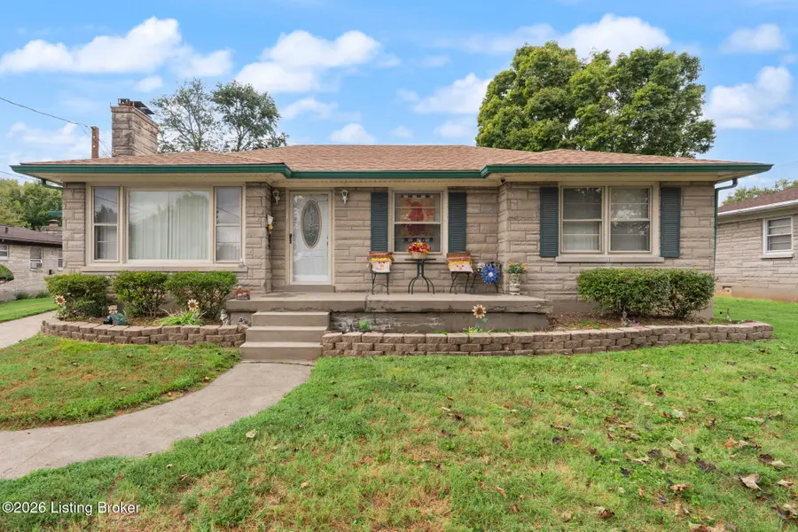 4040 Eden Ln, Louisville, KY 40216 - #2