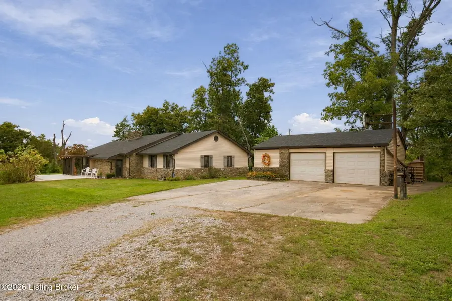 760 Avenstoke Rd, Waddy, KY 40076 - #2