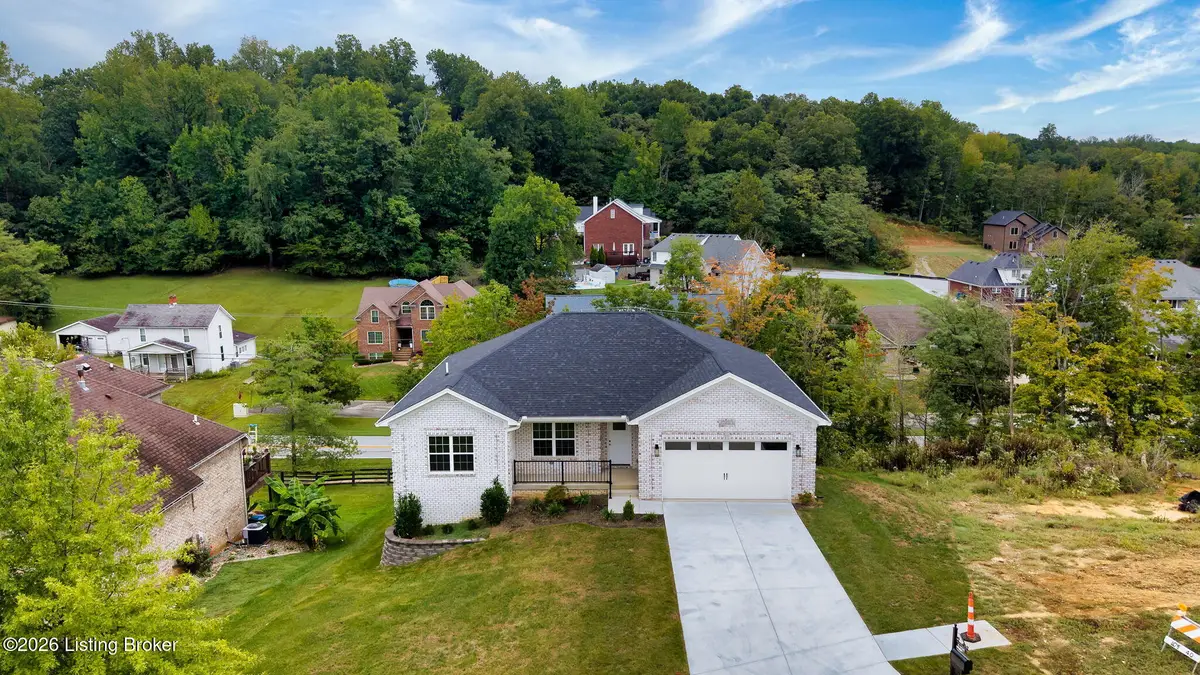 4406 Stone Wynde Dr, Louisville, KY 40272 - #1