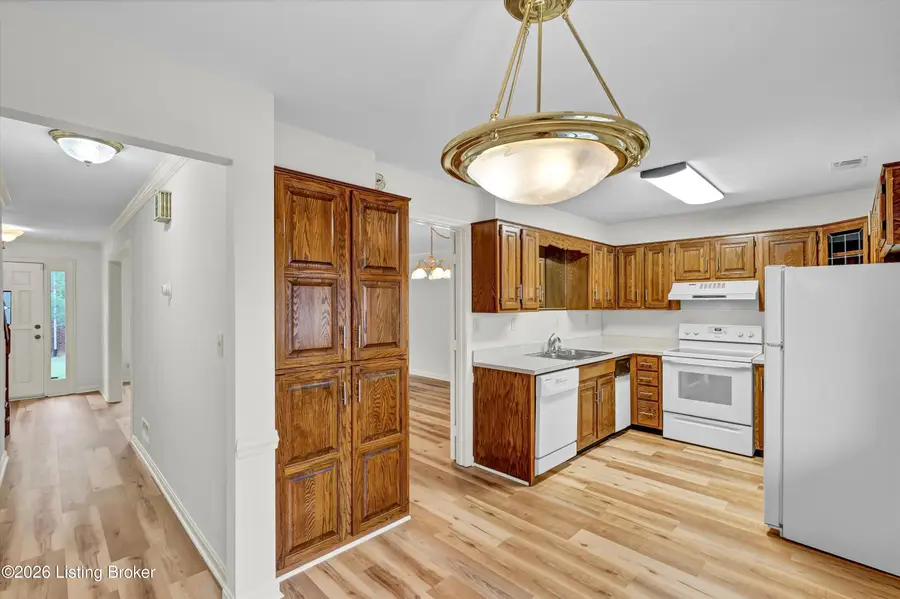 107 Shelby Pointe Dr, Louisville, KY 40223 - #3