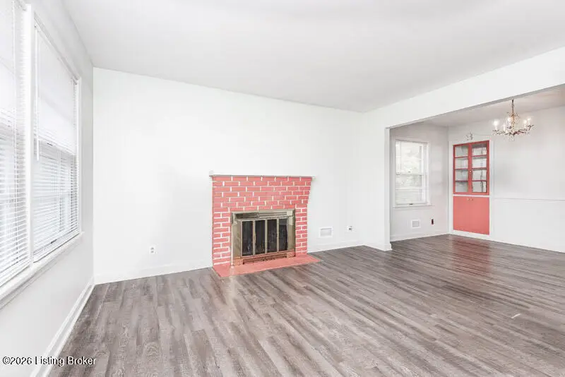 2928 Klondike Ln, Louisville, KY 40218 - #3