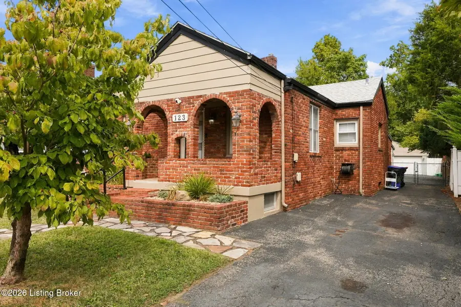 123 Ottawa Ave, Louisville, KY 40214 - #2