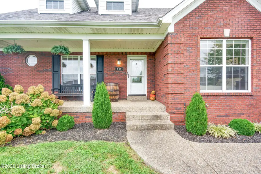 197 Stonecrest Dr, Fisherville, KY 40023 - #2