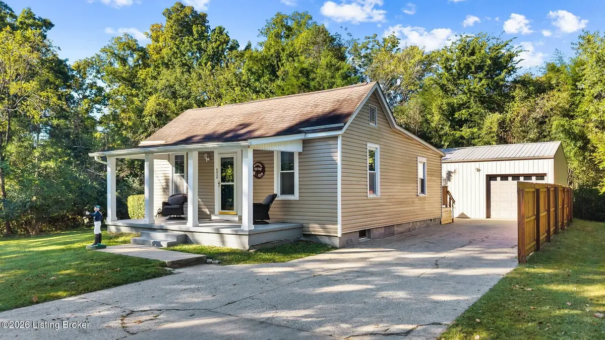 4616 Curve Hill Rd, Louisville, KY 40299 - #1
