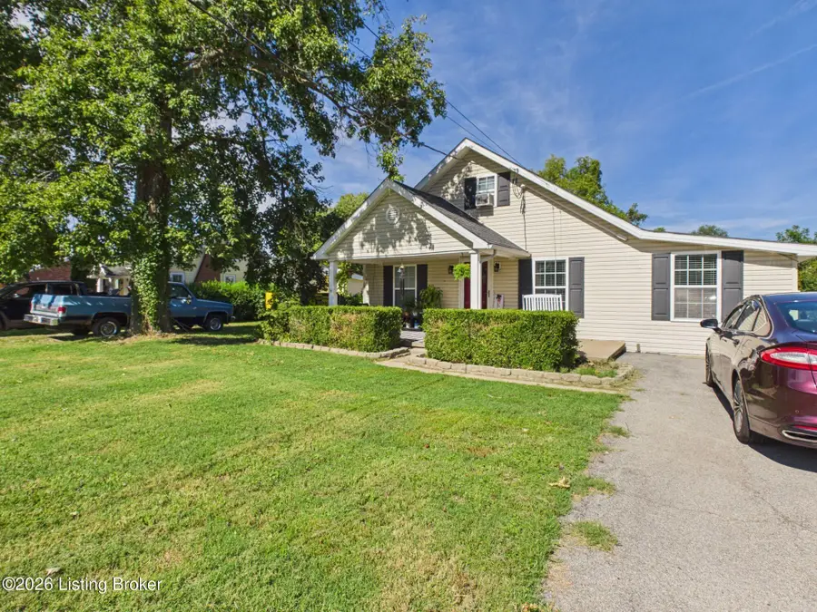 6617 W Orell Rd, Louisville, KY 40272 - #2