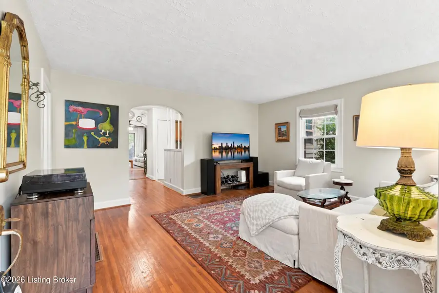 209 Bonner Ave, Louisville, KY 40207 - #3
