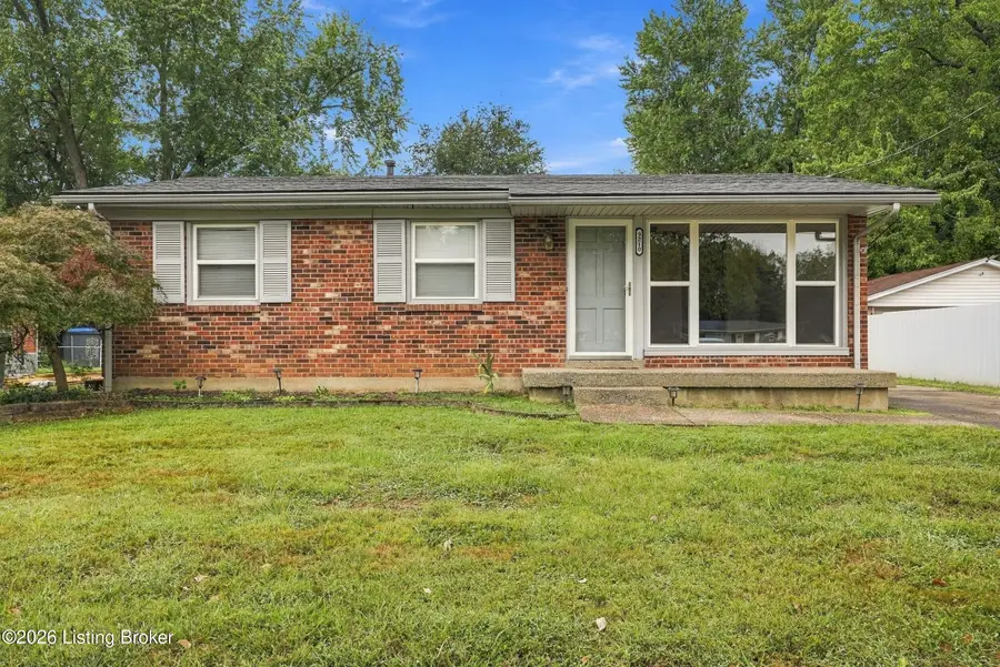 9210 Fawnridge Pl, Louisville, KY 40229 - #2