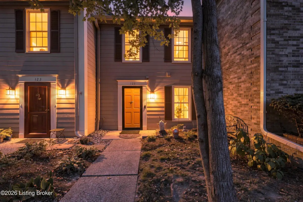 125 Dorsey Station Rd, Louisville, KY 40223 - #1