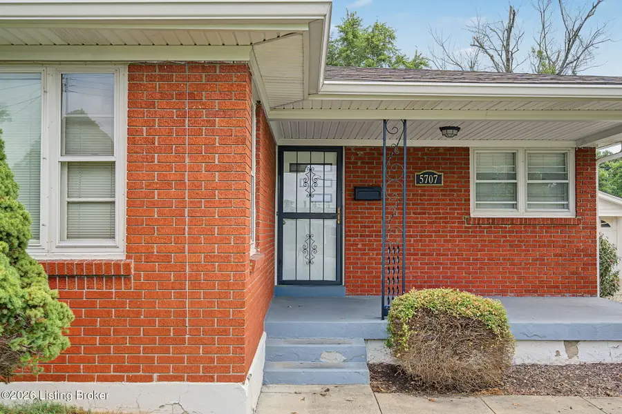 5707 Undine Dr, Louisville, KY 40216 - #3