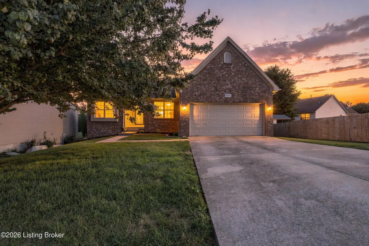 8504 Long Bow Ln, Louisville, KY 40291 - #1