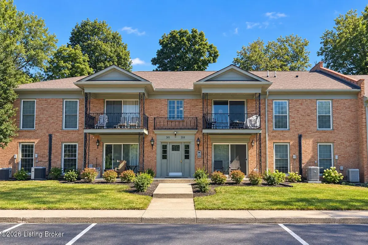 302 Highwood Dr, Louisville, KY 40206 - #1