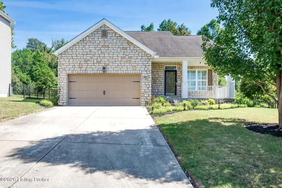 207 Brookfield Hills Ct, Louisville, KY 40245 - #2