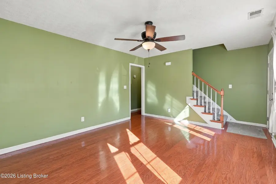 9008 Sagebrush Ct, Louisville, KY 40228 - #2