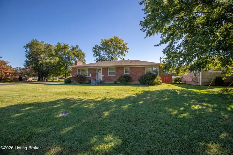 9001 Dorrance Dr, Louisville, KY 40258 - #3