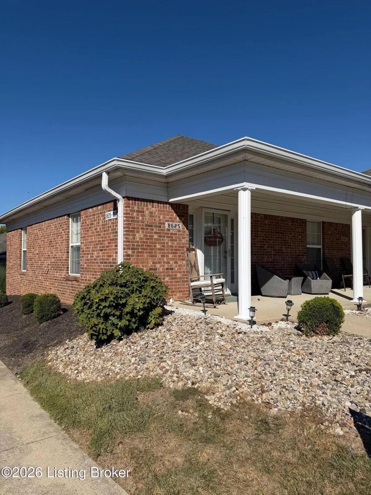 8625 Applegate Village Dr, Louisville, KY 40219 - #1