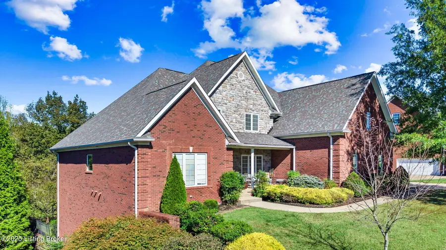 8809 Duck Crossing Ln, Louisville, KY 40291 - #2