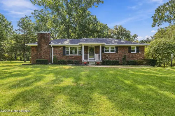 1800 Ironwood Rd, La Grange, KY 40031