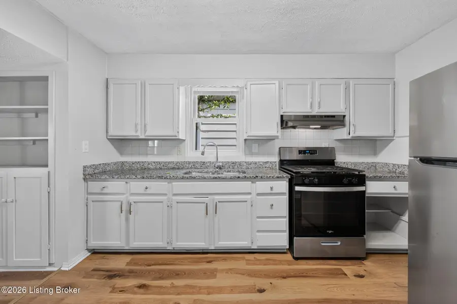 1115 Dresden Ave, Louisville, KY 40215 - #2