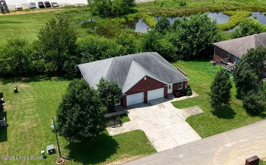 124 Wood Ln, Hodgenville, KY 42748 - #3