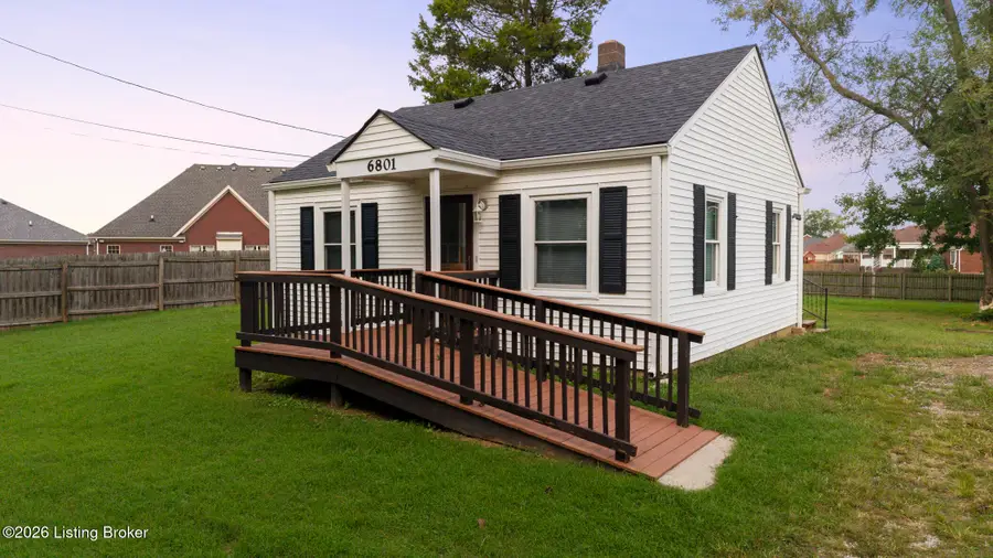 6801 Waller Ln, Louisville, KY 40258 - #2