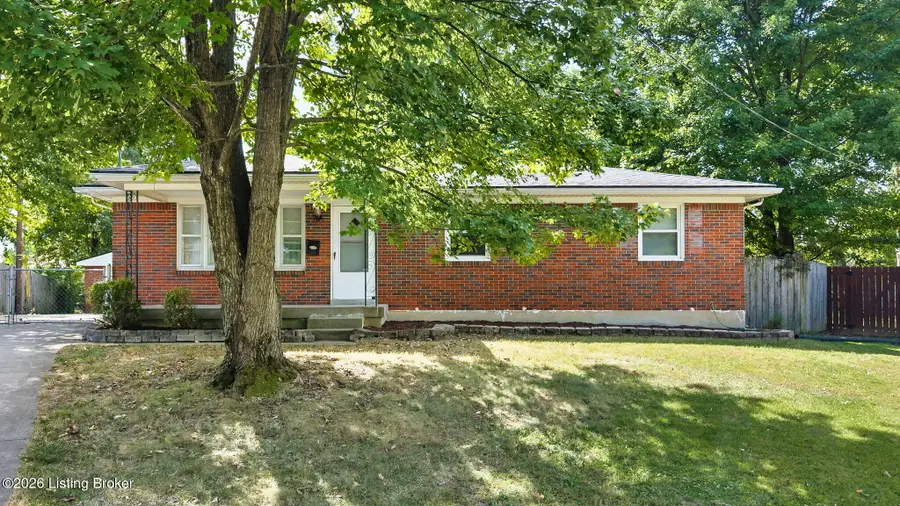 9006 Denise Dr, Louisville, KY 40219 - #3