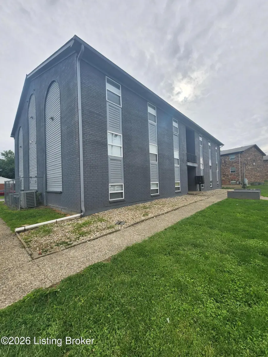 6500 Hackel Dr, Louisville, KY 40258 - #2