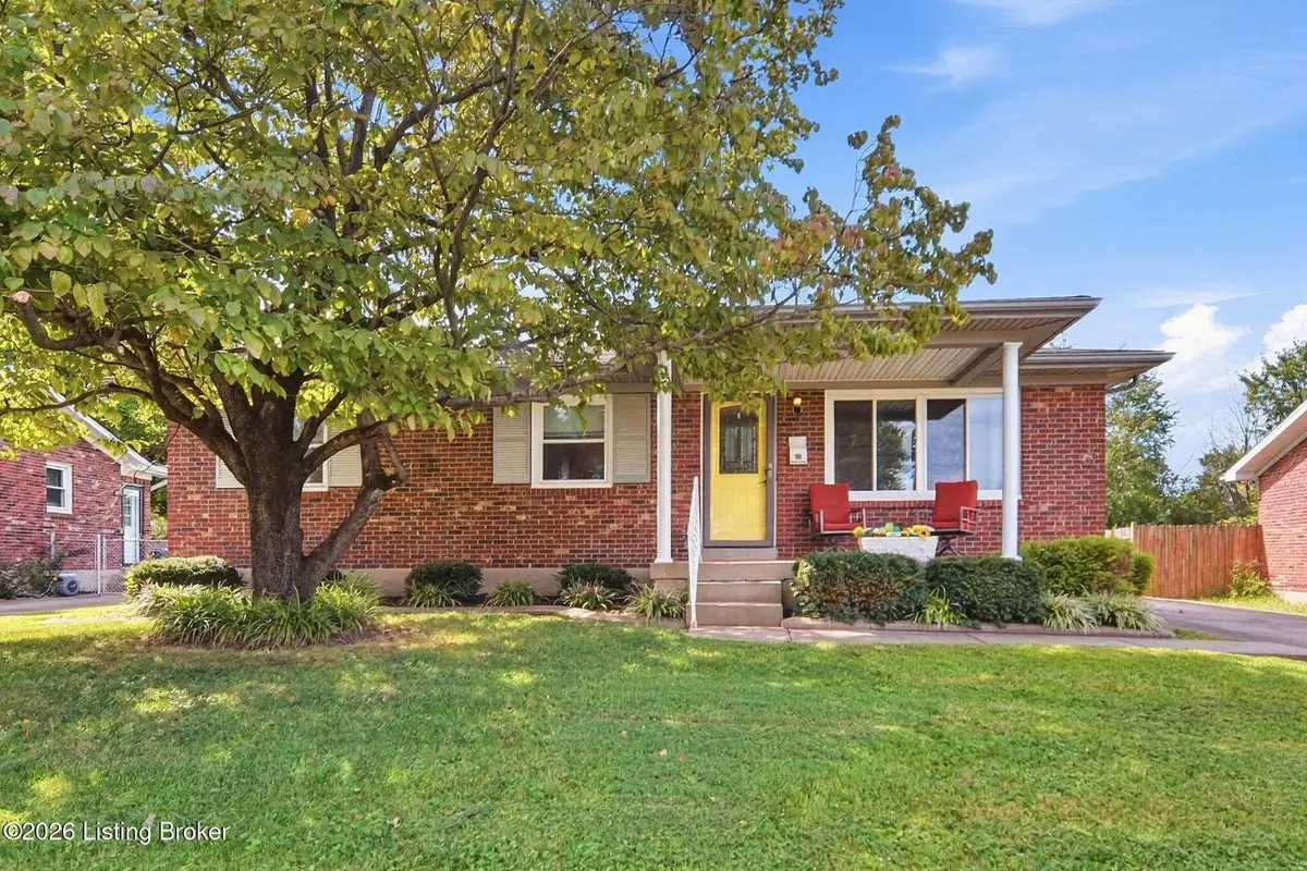 2604 Alps Rd, Louisville, KY 40216 - #1