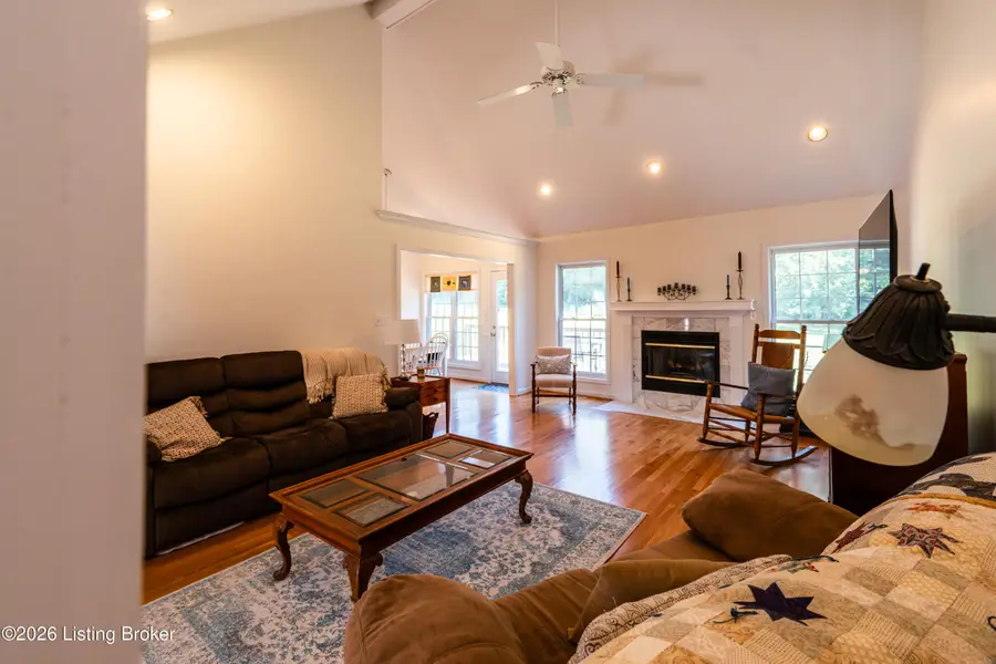 5418 Cross Creek Dr, Crestwood, KY 40014 - #3