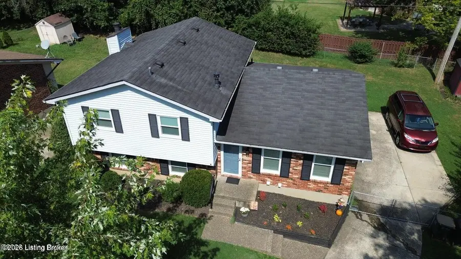 8907 Bobrader Ct, Louisville, KY 40299 - #2